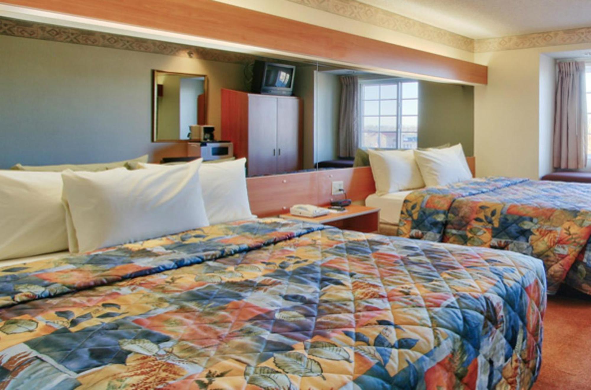 Western Skies Inn & Suites Los Lunas Esterno foto