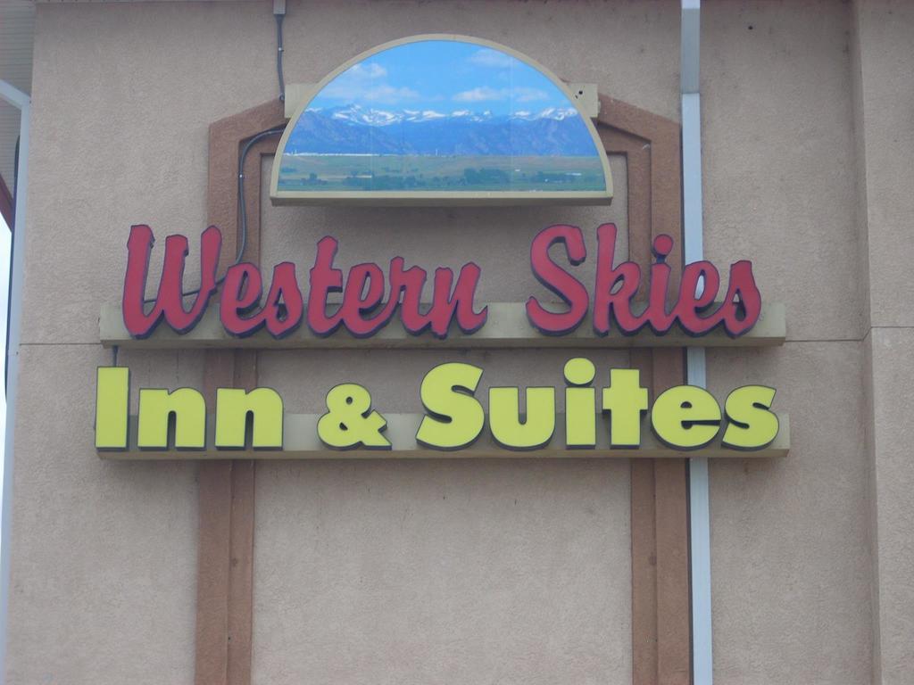 Western Skies Inn & Suites Los Lunas Esterno foto
