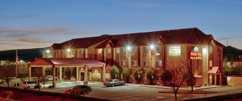 Western Skies Inn & Suites Los Lunas Esterno foto